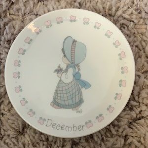 Precious moments 1988 December plate